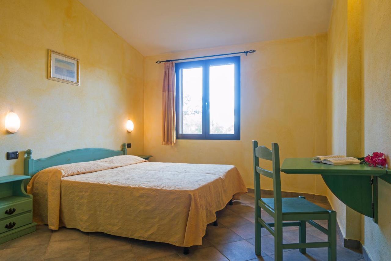 Appartamento Gli Ontani Cala Liberotto Eksteriør billede