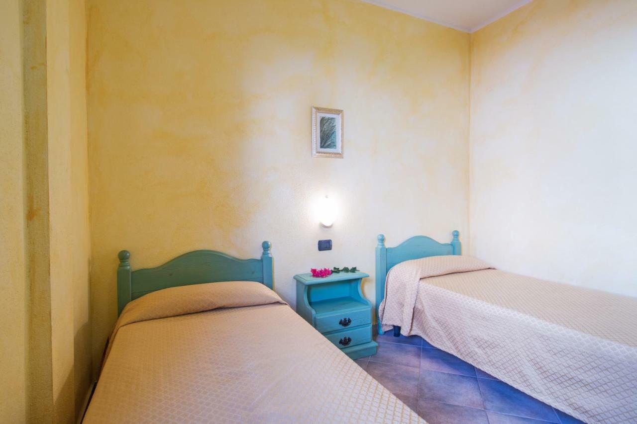 Appartamento Gli Ontani Cala Liberotto Eksteriør billede
